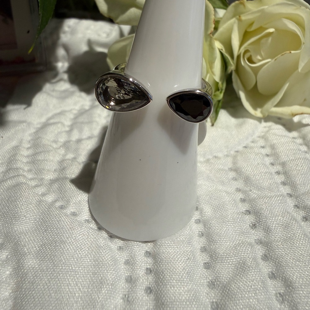 Bomb Party Size 6- Lab Created Smoky Topaz and Black Onyx